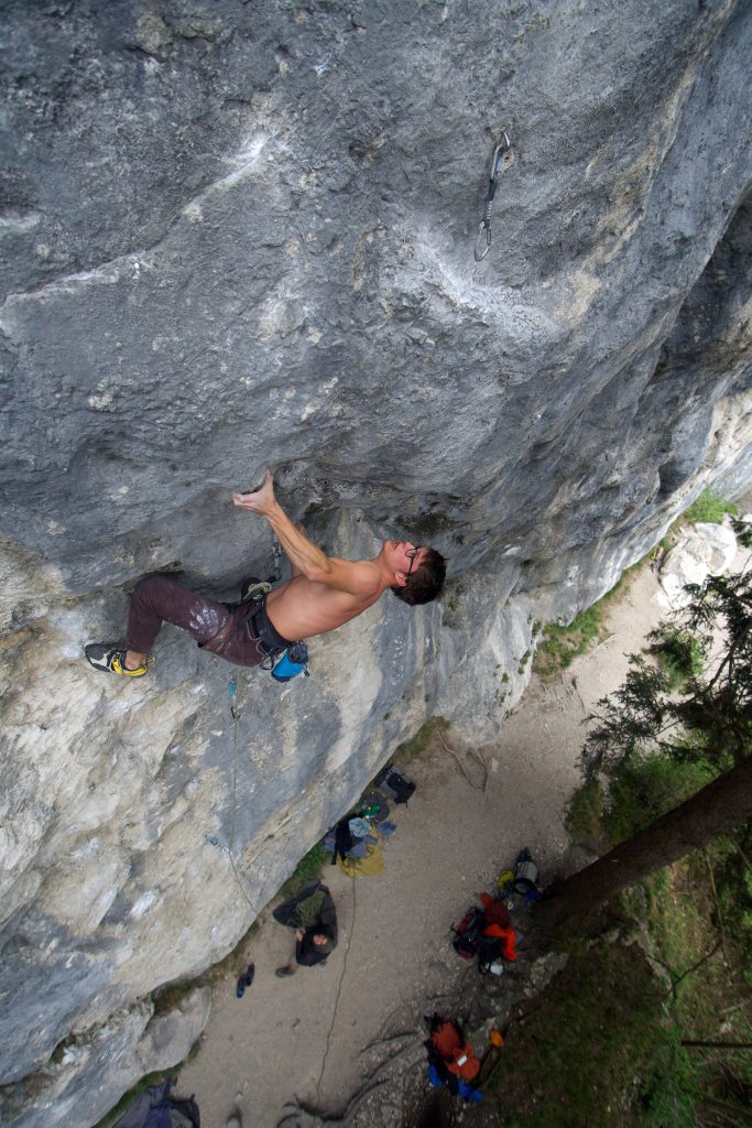 Klettern an der Geisterschmiedwand in Kufstein. 