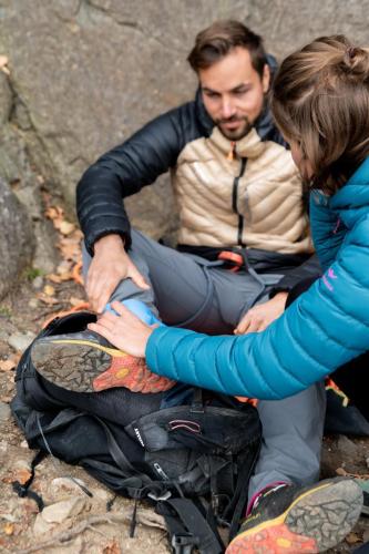 Erste Hilfe im Klettergarten: Knöchelverletzung