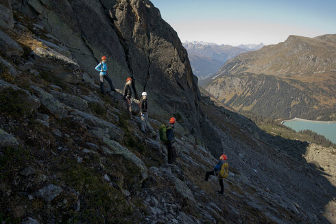 A larger group on the way to sport climbing in Paznaun.