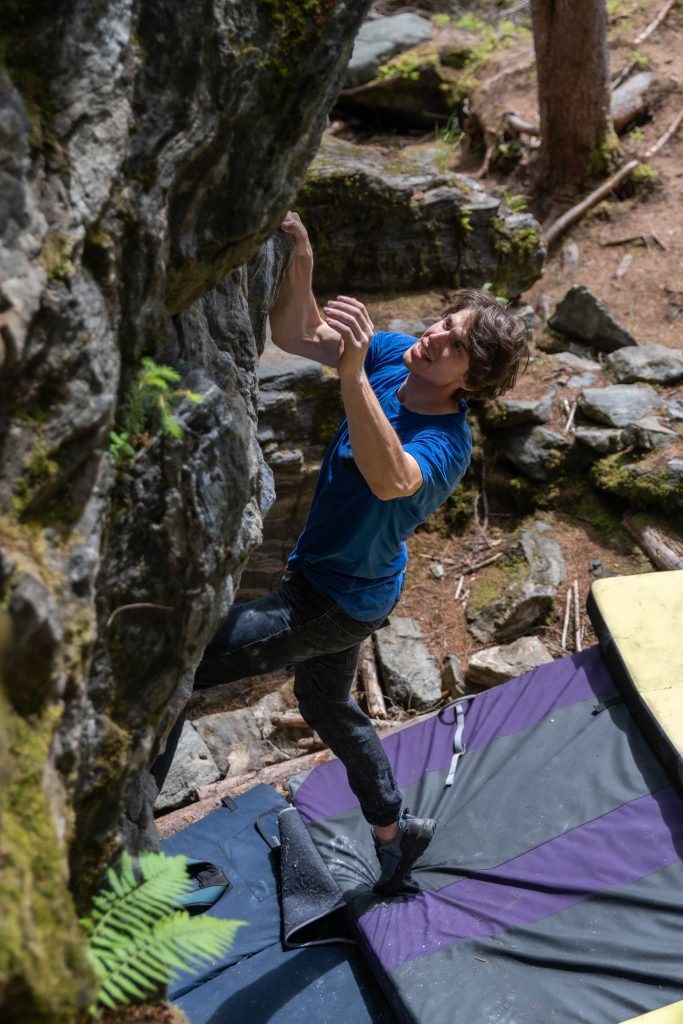 Bouldern Mandlers Boden am Climbing with Respect Aktionstag 2024. Foto: Lara Novak