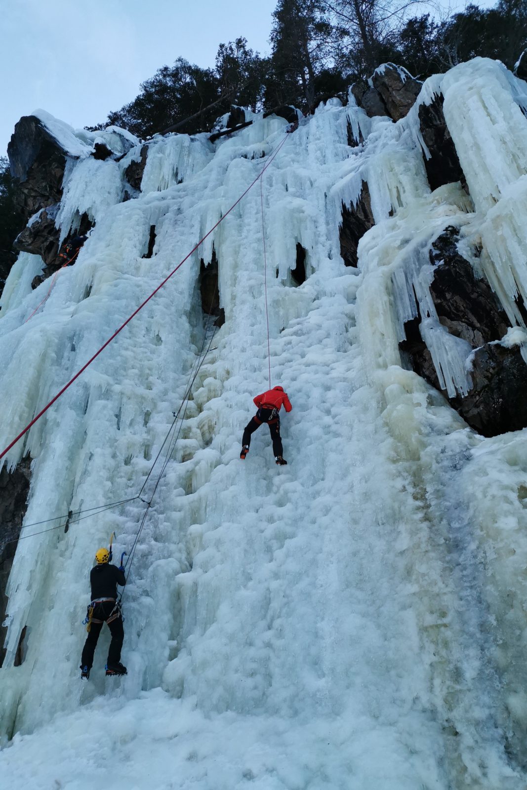 Eisklettern Oberried Eispark, Foto: Benjamin Zörer | Climbers Paradise