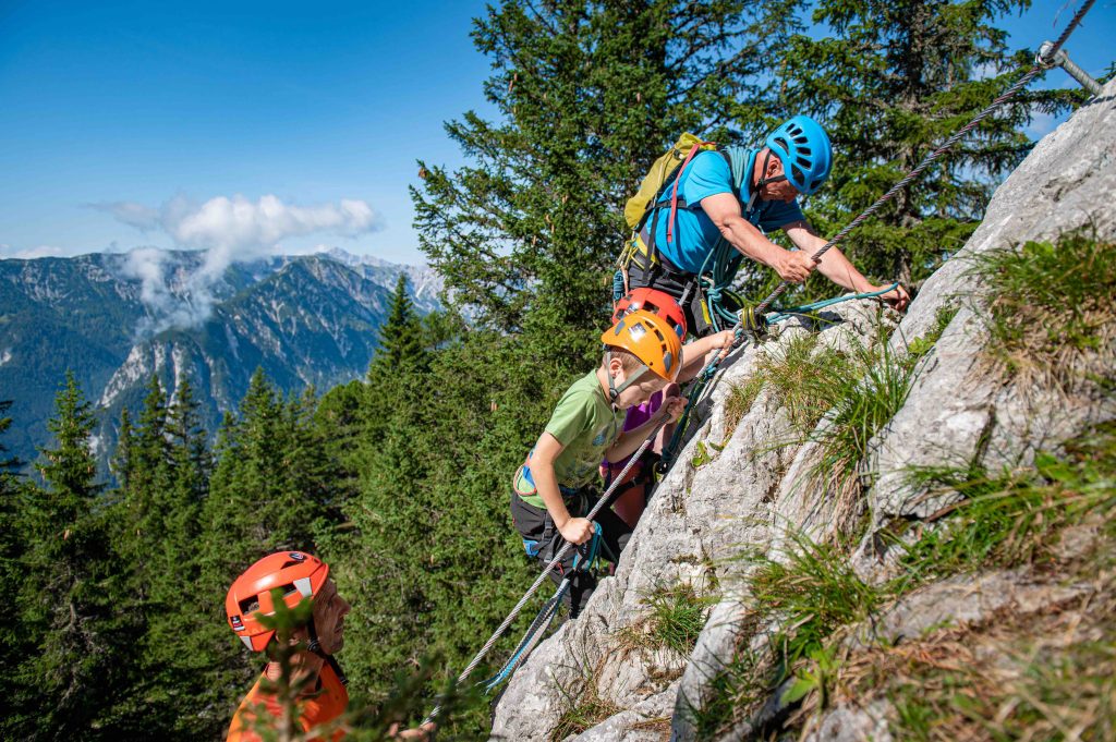 Familienklettersteig Felix & Charlotte im Rofan, Foto: Achensee Tourismus I Climbers Paradise