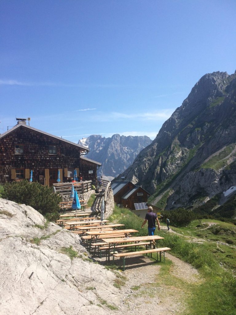 Die Coburger Hütte | Climbers Paradise