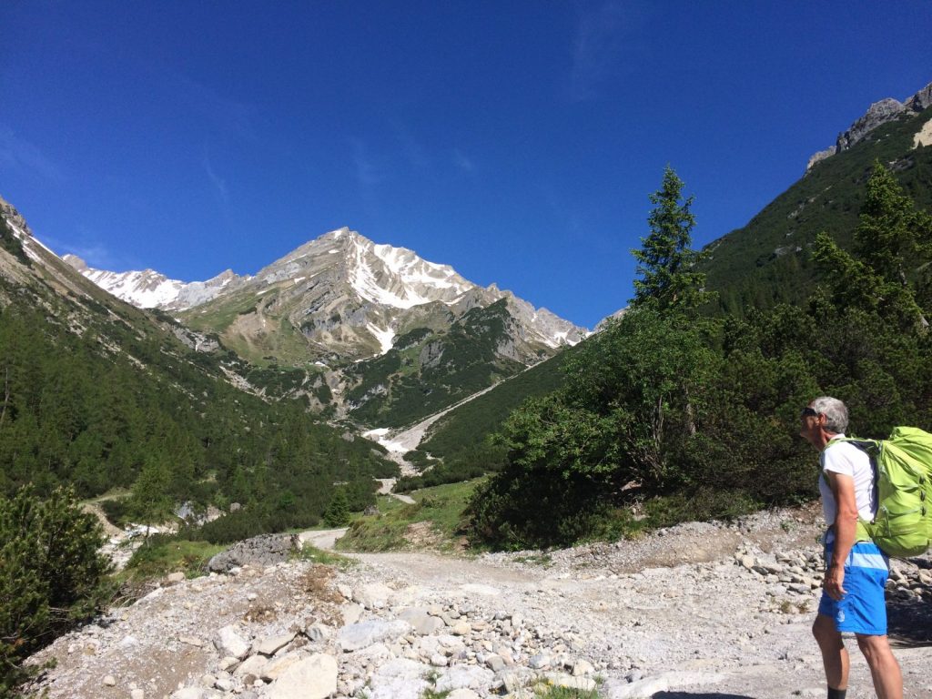 Der Aufstieg zur Muttekopfhütte stimmt auf den Kurzurlaub ein | Climbers Paradise