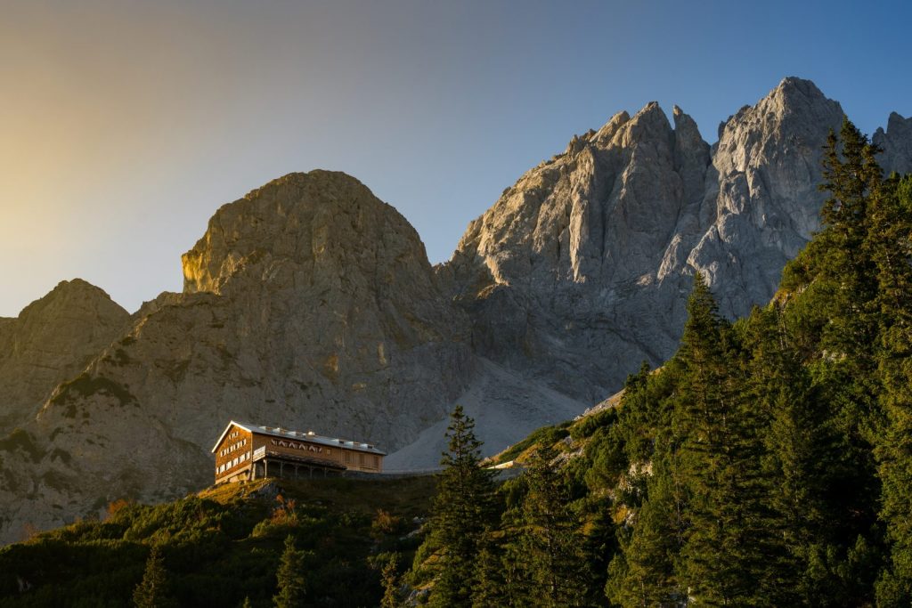 Die Gruttenhütte im Wilden Kaiser, Foto: TVB Wilder Kaiser, Emanuel Adensam | Climbers Paradise