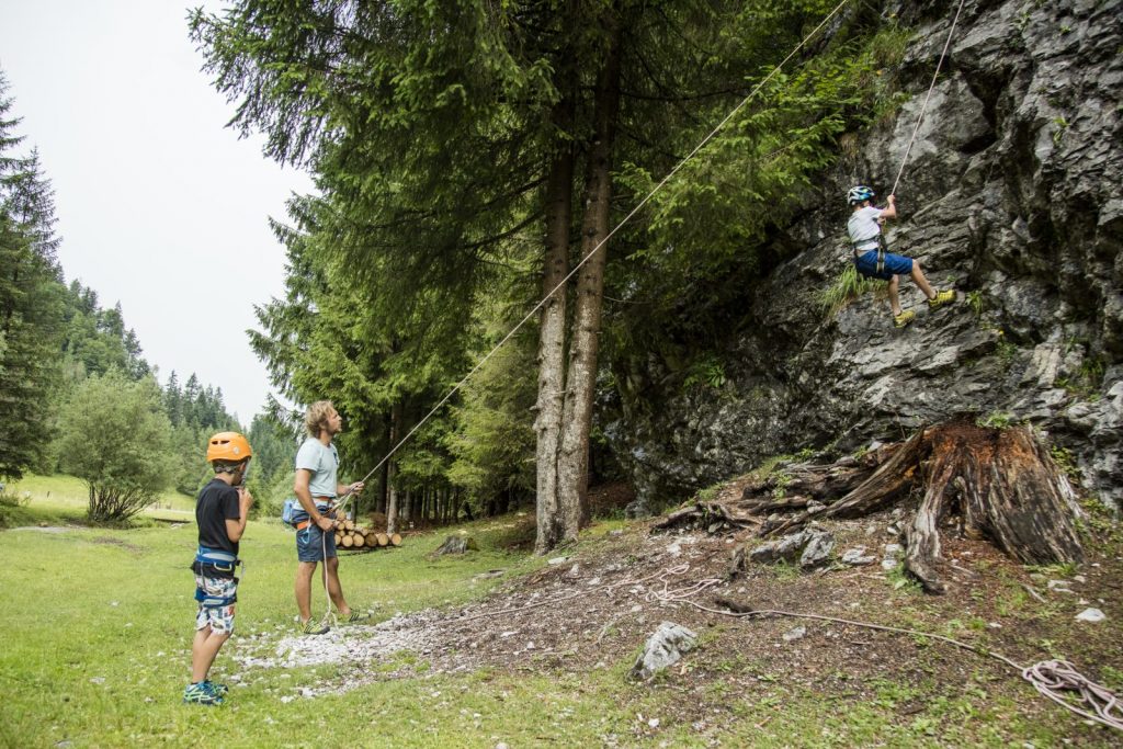 Klettern beim Halsergrund, Foto: Defrancesco | Climbers Paradise