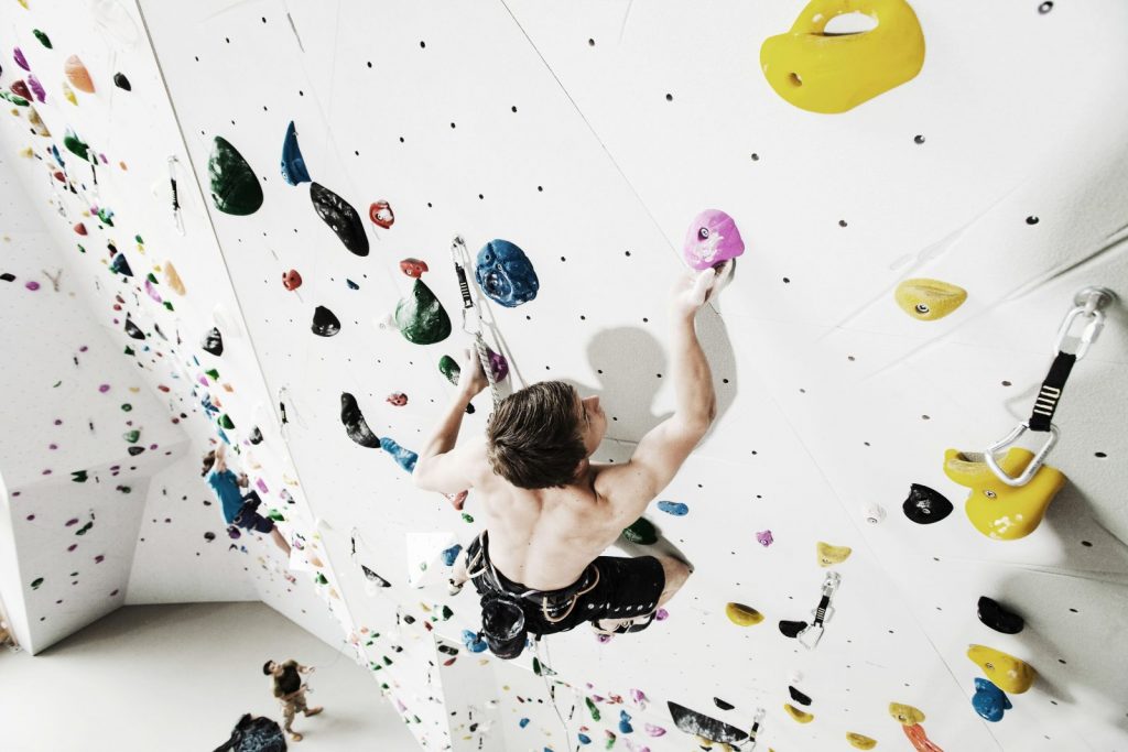 Klettern in der Halle Felsenfest, Foto: Johannes Felsch | Climbers Paradise