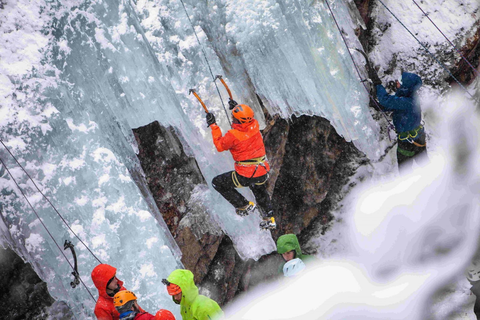 Eisklettern im Pitztal beim Eis Total Kletter-Festival, Foto: TVB Pitztal | Climbers Paradise