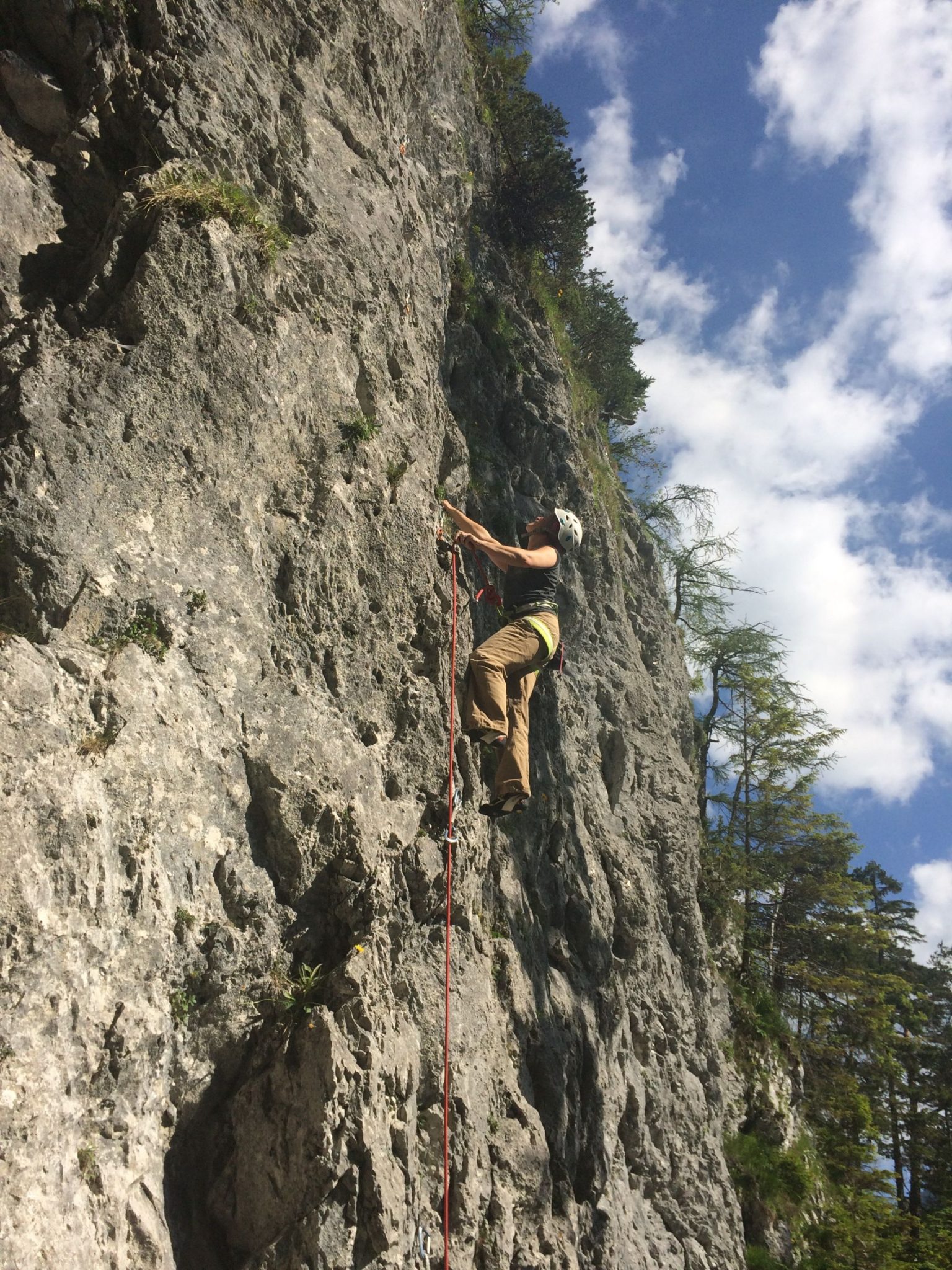 Gemütliches Einklettern am unteren Sektor vom Bärenkopf | Climbers Paradise