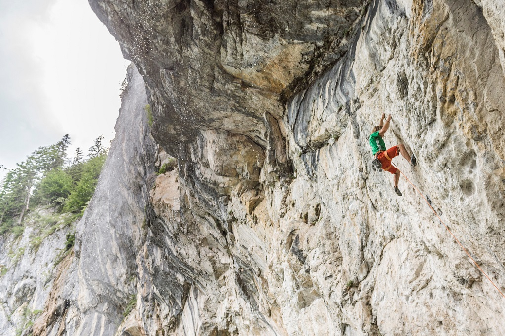 Klettern beim Schleierwasserfall, Foto: Daniel Reiter, Peter von Felbert, TVB Wilder Kaiser | Climbers Paradise