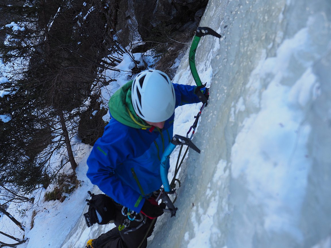 Eisklettern im Ötztal, Foto: Bernhard Daurer